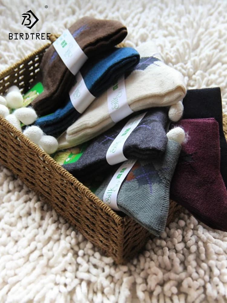 Birdtree 2PCS 11% Cashmere 64% Silk Thickened Men's Mid Length Socks Sweat-Absorbing Comfortable Warm Socks Fall Winter P3N852QC