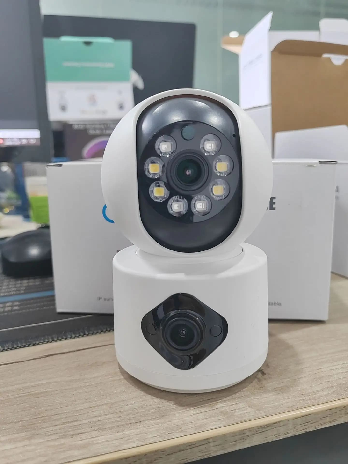 YI Lotto APP 4MP Dual Lens Full Color Wireless PTZ IP Dome Camera AI Rilevamento umanoide Interfono Baby Monitor