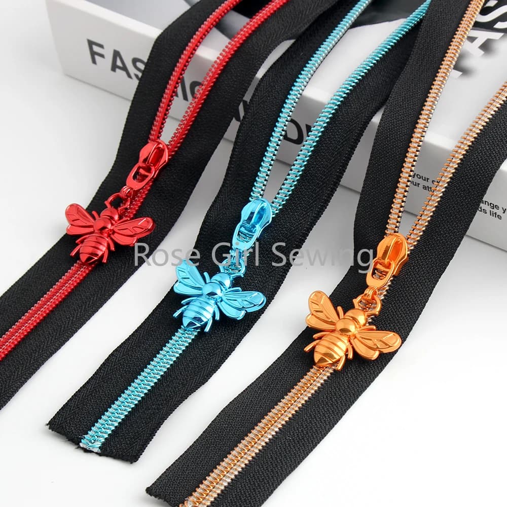 1/5 set a forma di ape 5 # Cerniere a spirale in nylon e metallo con nastro nero per borse, borsette, abbigliamento e accessori per cucito.