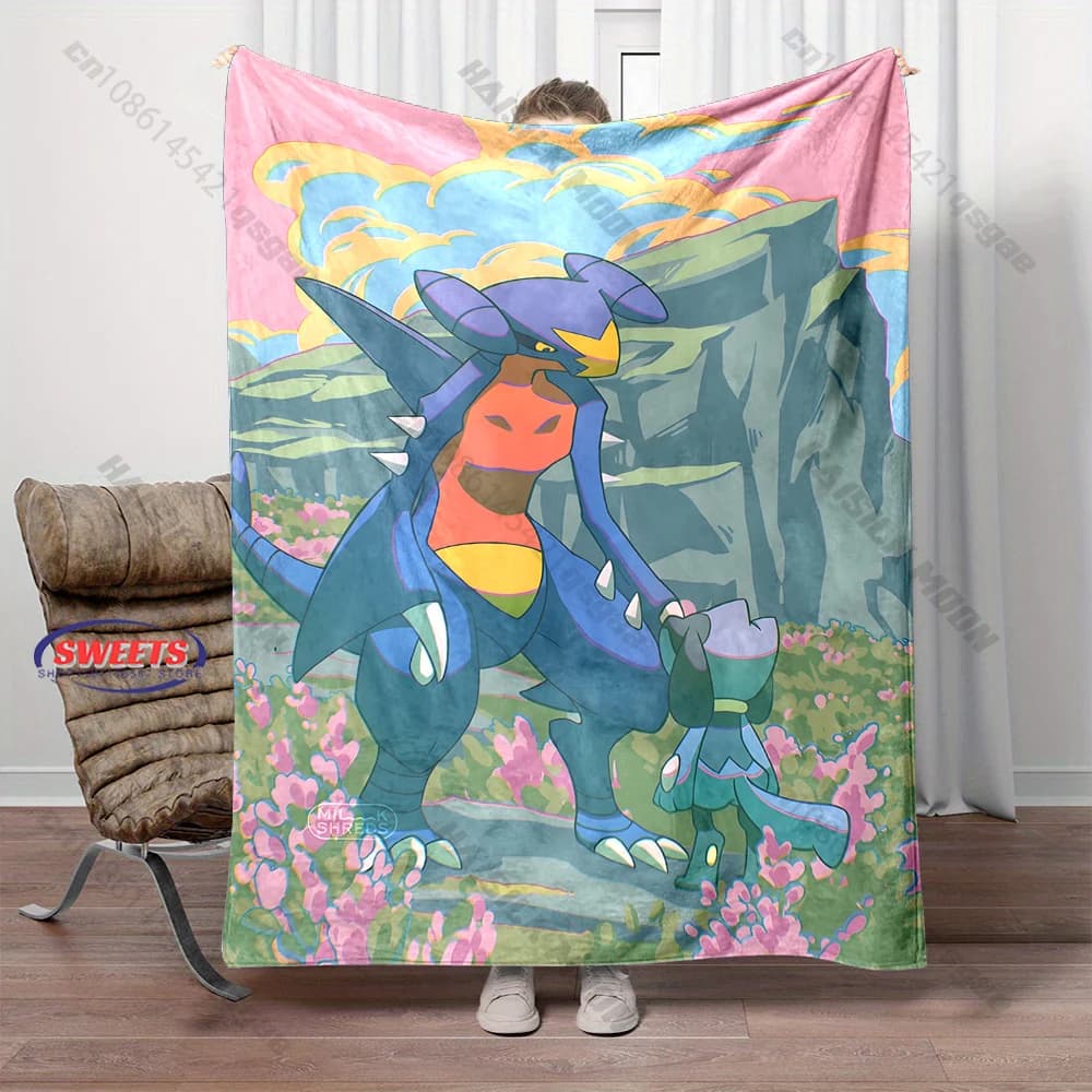 NUOVO! Coperta Pokemon Garchomp con personaggi dei cartoni animati, per camera da letto, soggiorno, divano, ufficio, per riposini, viaggi, coperta grande, regalo di compleanno, regalo per le vacanze