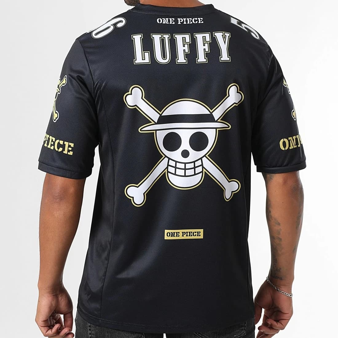 Maglia unisex One Piece Luffy da football americano con logo teschio, uno stile streetwear alla moda e casual per i fan degli anime.