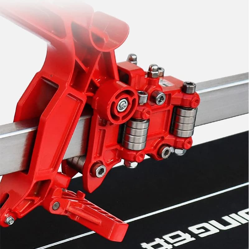 Tagliatrice manuale per piastrelle da 1800 mm Tagliatrice per lastre di roccia ad alta precisione per piastrelle da pavimento Pressa rapida magnetica laser Push Pull
