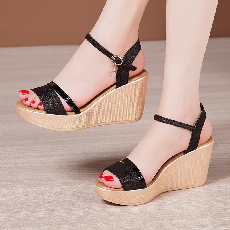 8 cm di piccola dimensione 32-43 comodi sandali in morbida pelle scarpe con plateau 2025 sandali con zeppa con tacco alto da donna per mamma da spiaggia in ufficio