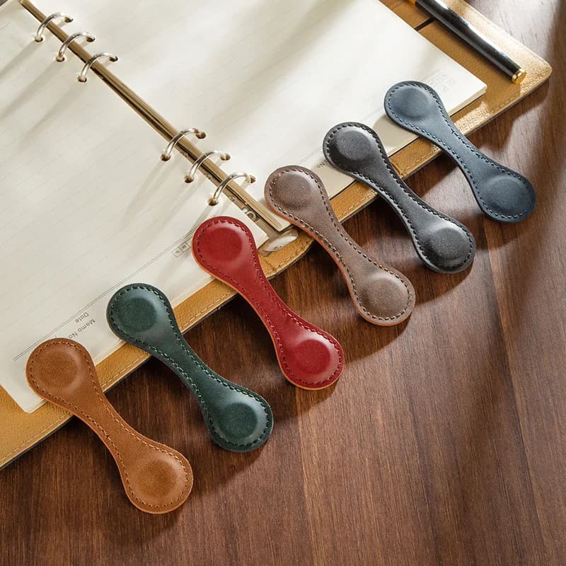 Leather Magnetic Bookmark, Exquisitely Creative Retro Literary Laser Engraved Bookmark Stationery Journal Marking