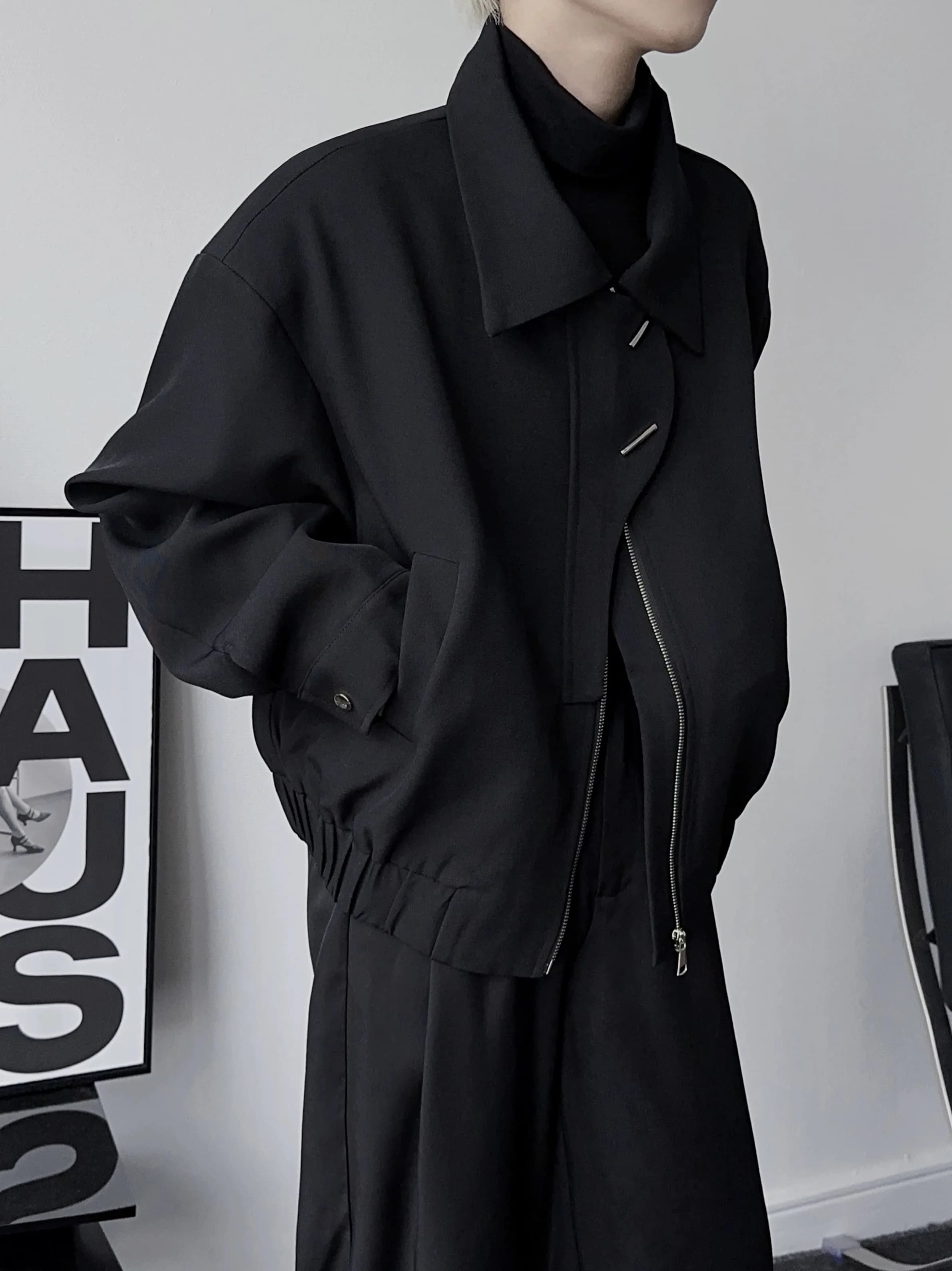 Giacca Bomber da Uomo Nera con Cappuccio, Collo Rotondo, Imbottita Morbida, Stile Western, Sportiva, Calda, Originale, per Arrampicata e Punk, Autunnale