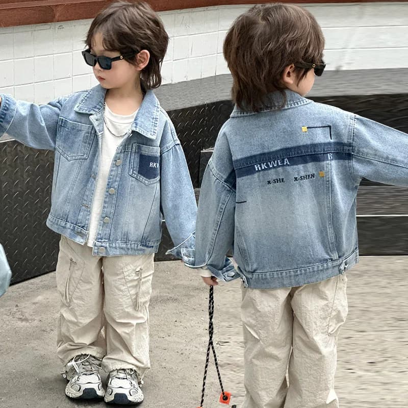 New jeans jacket for kids casual with baby pocket Classic jeans coat for newborn dresses blue jeans jacket won for kids