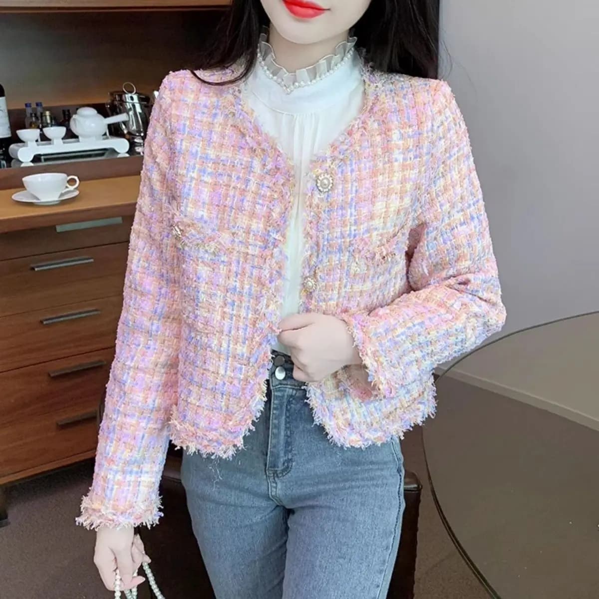 Elegant Pink Tweed Short Coat Women's Fashion Spring Autumn High-End Feeling Small Size Quilted Jacket Straight Cut round Neck