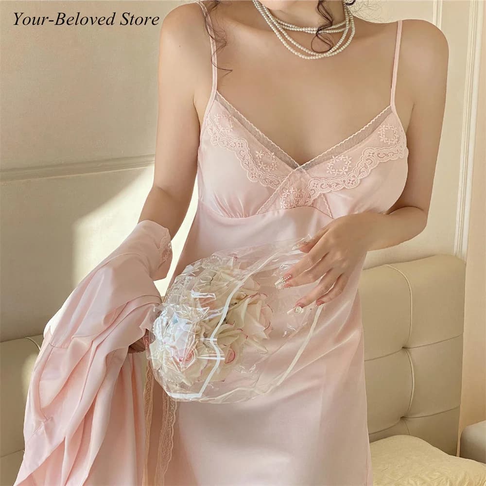 Abito da sposa da sposa femminile abito rosa Set accappatoio in pizzo abito da notte in raso di seta Homewear primavera estate Sleepwear