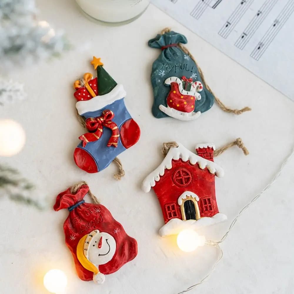 Kids Toys Xmas Christmas Tree Snowman Pendant Home Decoration Christmas Resin Ornaments Socks Pendant Christmas Decoration