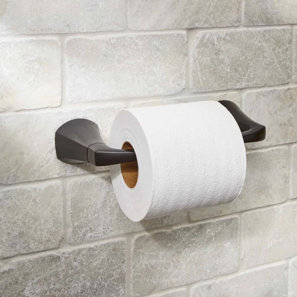 Portarotolo da Parete Semplice a Forma di Flare, Finitura Nero Opaco, Accessorio Bagno Contemporaneo, Hardware Durevole Incluso, Facile Installazione