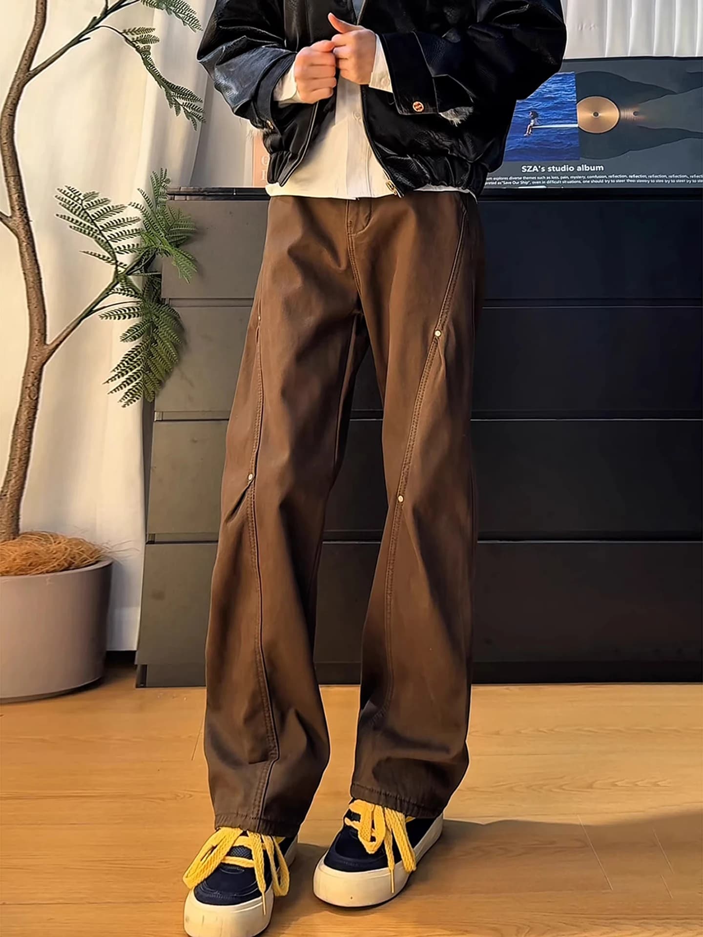 Browny Coffee Color Rivet Loggers Jeans Men's American High Street Vibe Straight Leg Slimming Micro Flare Knife Pants