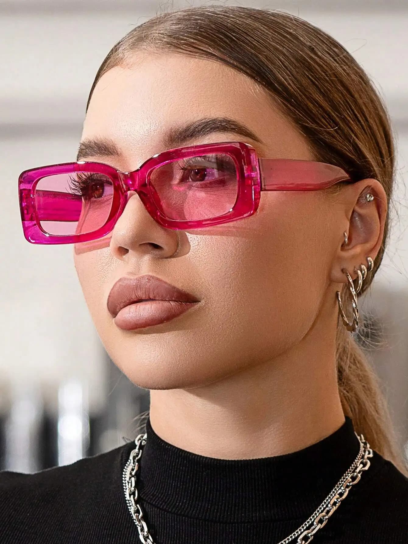 Occhiali da sole vintage con montatura rettangolare in plastica per donna, protezione UV, stile classico alla moda
