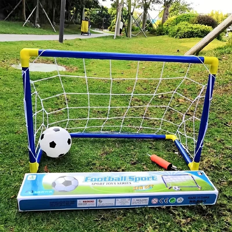Outdoor Football Kit, Equipped with Football and Air Pump, Easy To Assemble, Perfect for Indoor/outdoor Play