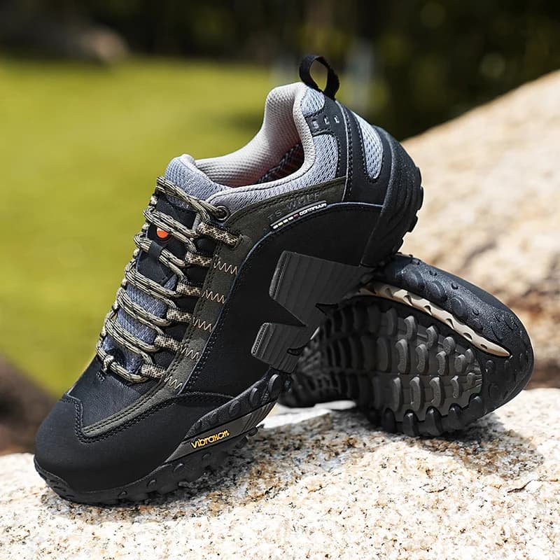 Scarpe da alpinismo Scarpe da trekking da alpinismo antiscivolo per sport all'aria aperta in vera pelle da uomo Scarpe da turismo traspiranti