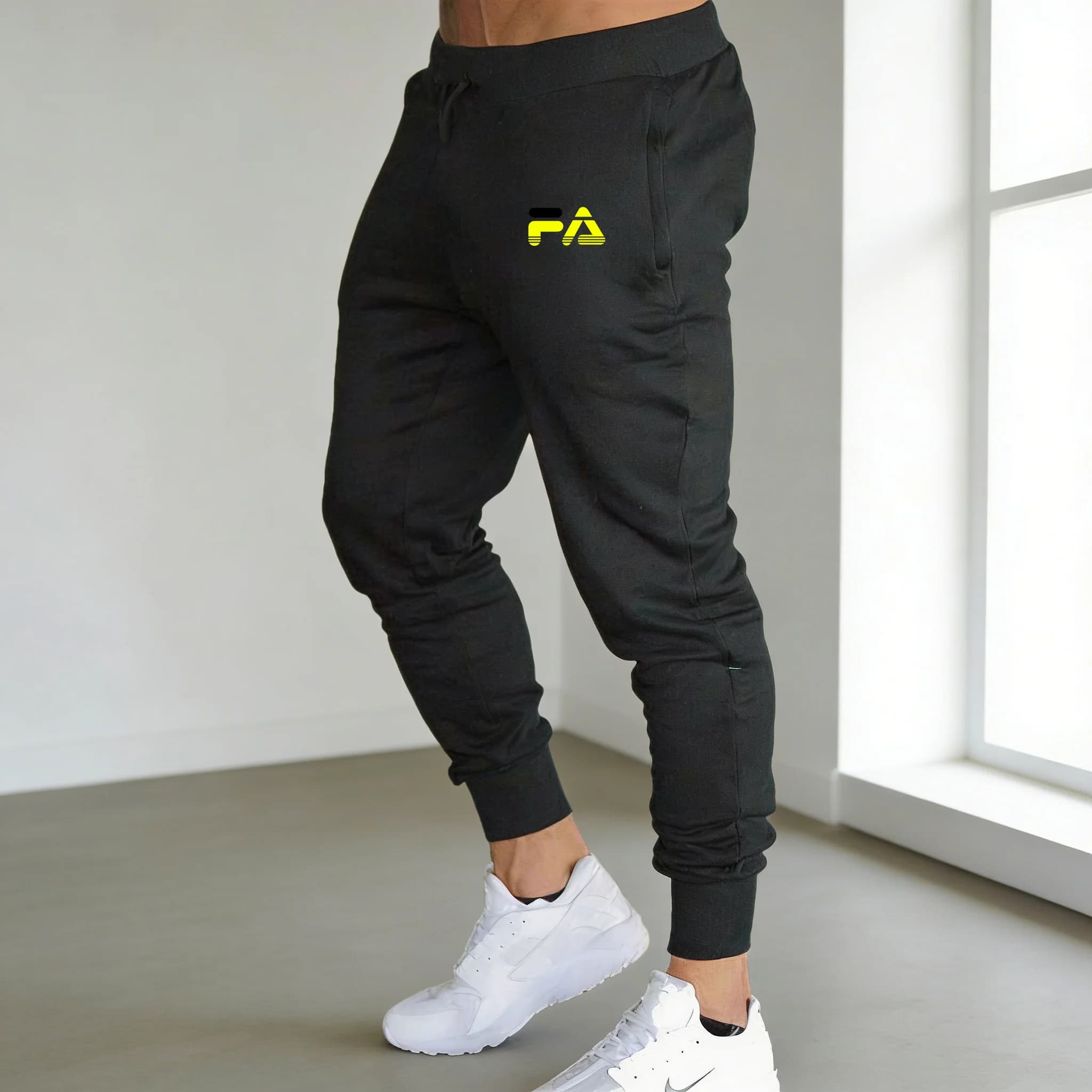 Pantaloni sportivi da uomo con stampa di lettere, pantaloni da corsa, pantaloni da allenamento per il fitness e il calcio, pantaloni sportivi casual slim fit, pantaloni da uomo a gamba stretta