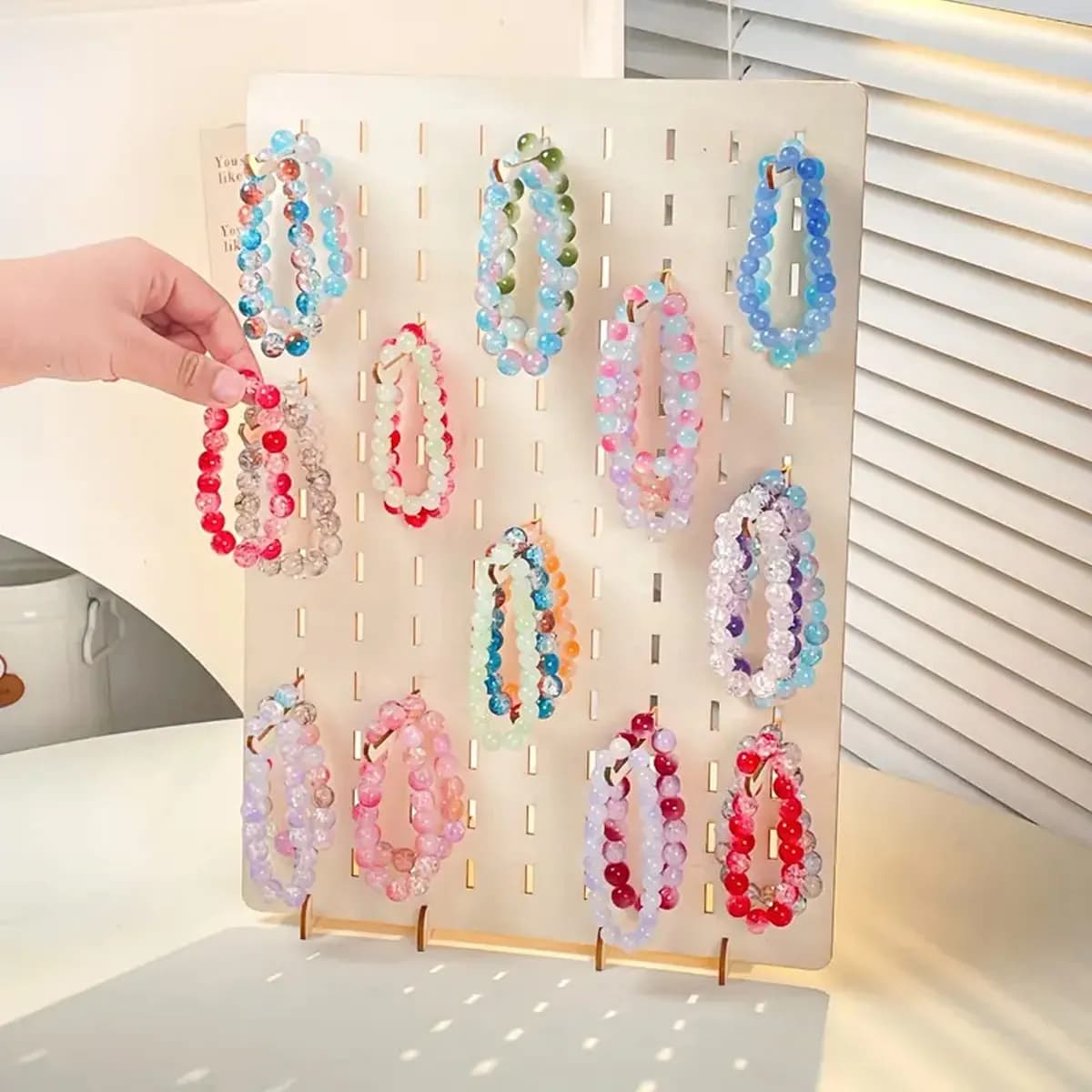 Creative wooden display stand, jewelry storage rack, elegant earring, necklace, bracelet rack, store counter display stand