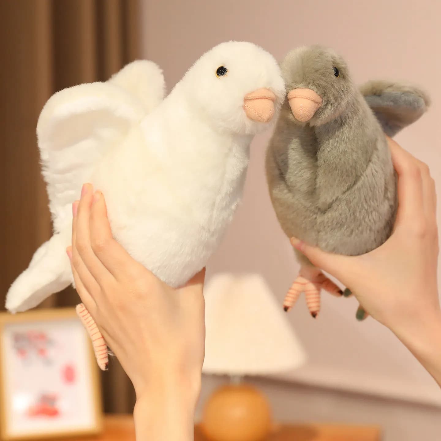 22/30cm Simulation Pigeon Plush Stuffed Realife Birds Doll Comfortable Fabric Home Ornament Birthday Gifts