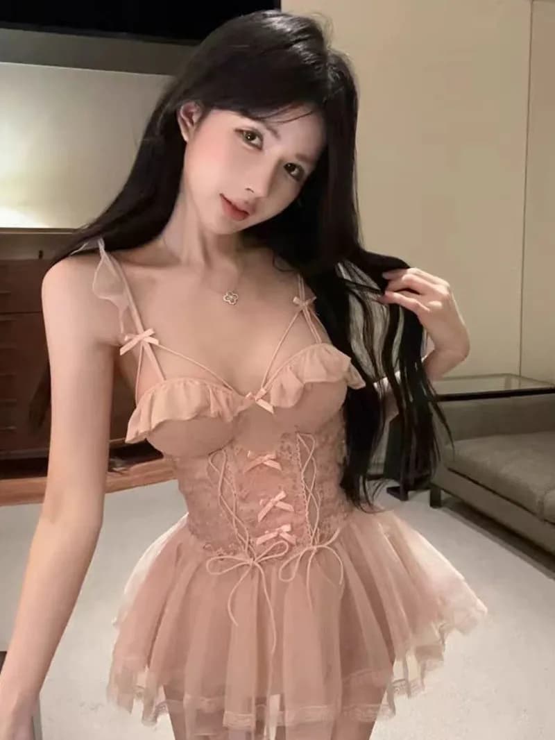 Alla moda sexy nuovo reggiseno a lisca di pesce pizzo pettorale vestito backless profondo scollo a V bretelle senza maniche bowknot maglia abito in pizzo affascinante QCSW