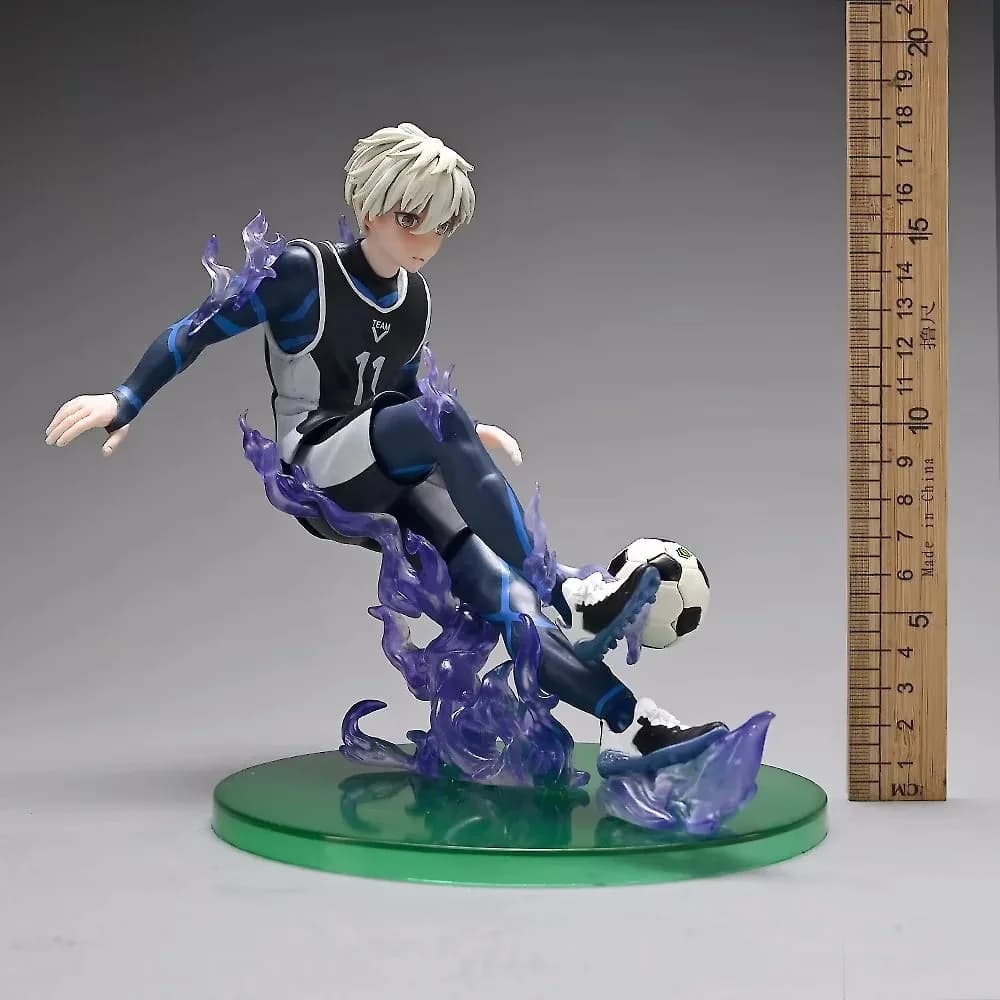 Anime Figure Blue Lock Doll Nagi Seishiro Football Action Figurine Pvc Model Desk Collection Statue Doll Kid Toys Birthday Gift