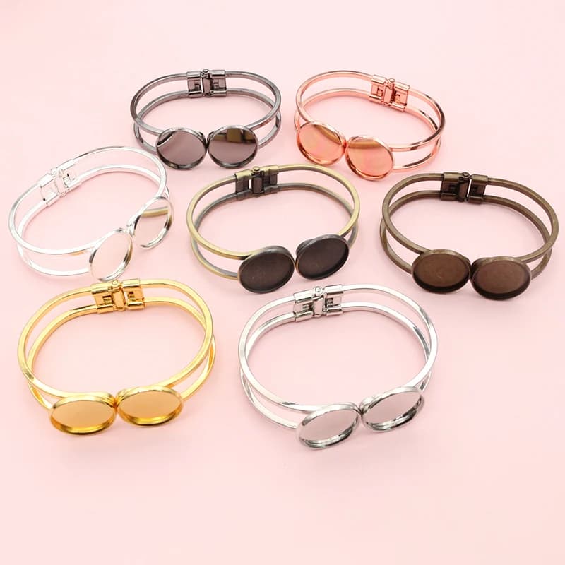 Cabochon in argento placcato da 20 mm Cammeo Bronzo Pistola Bracciale rigido nero Bracciale con base Risultati vuoti Impostazione della lunetta del vassoio