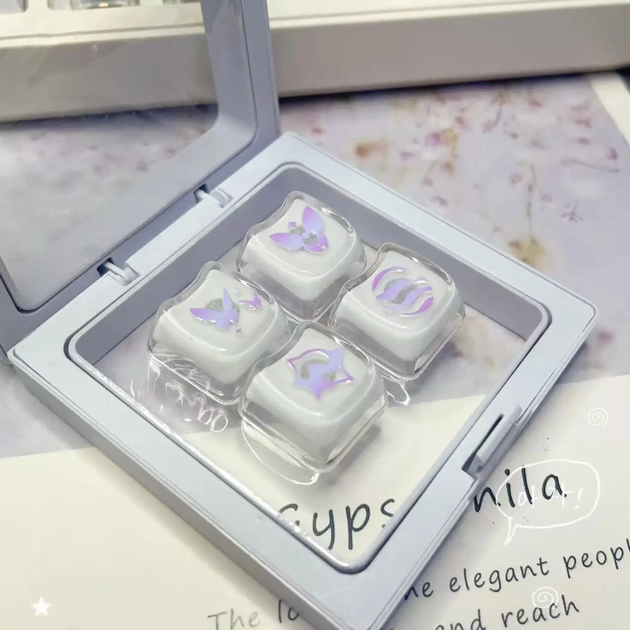 Copritasti personalizzati originali a tema Valorant con orecchie di gatto glitterate e trasparenza leggera - Copritasto per tastiera meccanica rosa