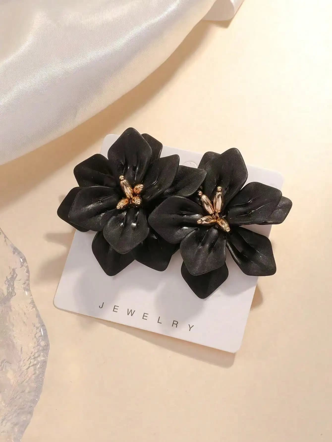 Black Vintage-Inspired Layered Flower Stud Earrings With Gold Center, Elegant Petal Design For Women