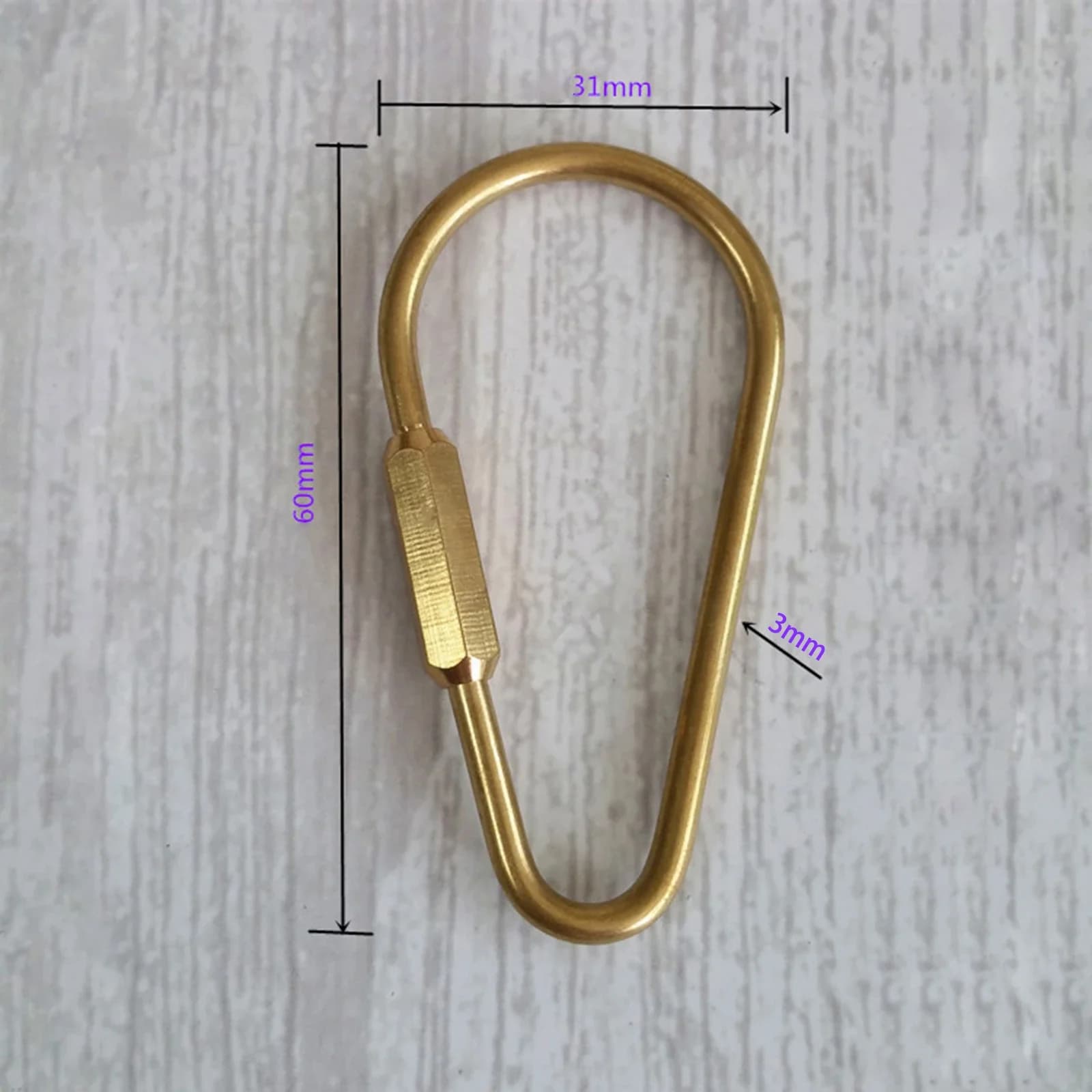 1PC portachiavi semplice in ottone dorato con chiusura a vite 60*31mm ganci a forma di D portachiavi anello campeggio sopravvivenza moschettone fibbie Clip