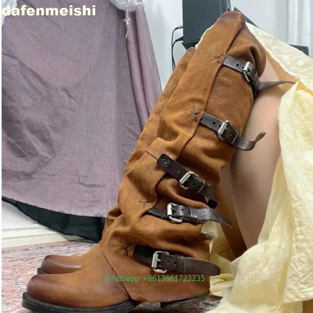 Cowboy Boots with Buckle, Women's Boots in Mid-Pocket with Folds, Ginocchio Boots with Round Toe and Plateau, Style Street Fashion
