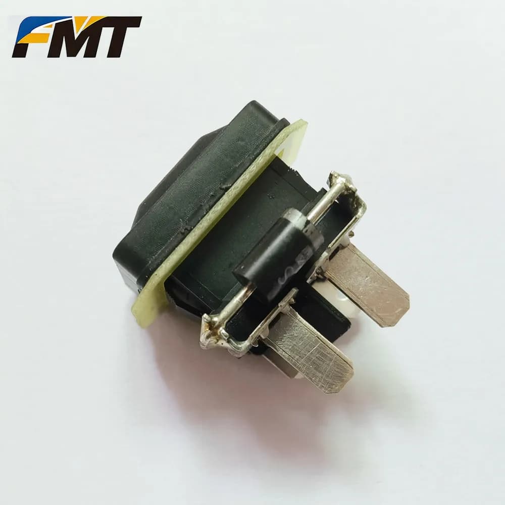 New SLE210K2-S1 100% original balance switch 2 positions 15x21MM with waterproof hood and integrated diode