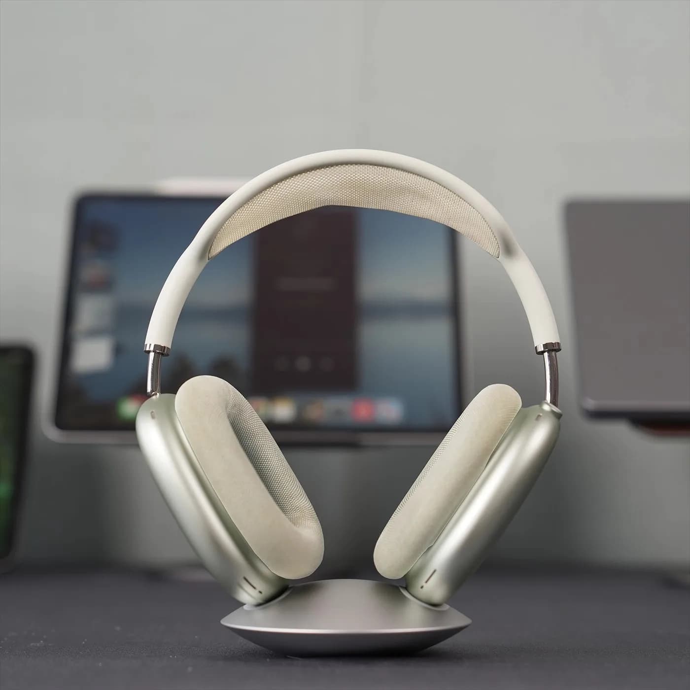 Original for AirpodsMax Headphone Holder Base Aluminium Alloy Desktop Storage Stand Customised Headphone Stand Accessory Gift