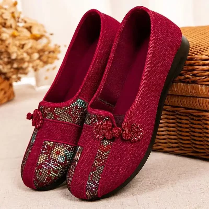 Women Ethnic style Flat Sole Cloth Shoes Spring Autumn New Soft Sole Round Toe Shallow Slip On Middle Aged And Elderly Nude Shoe