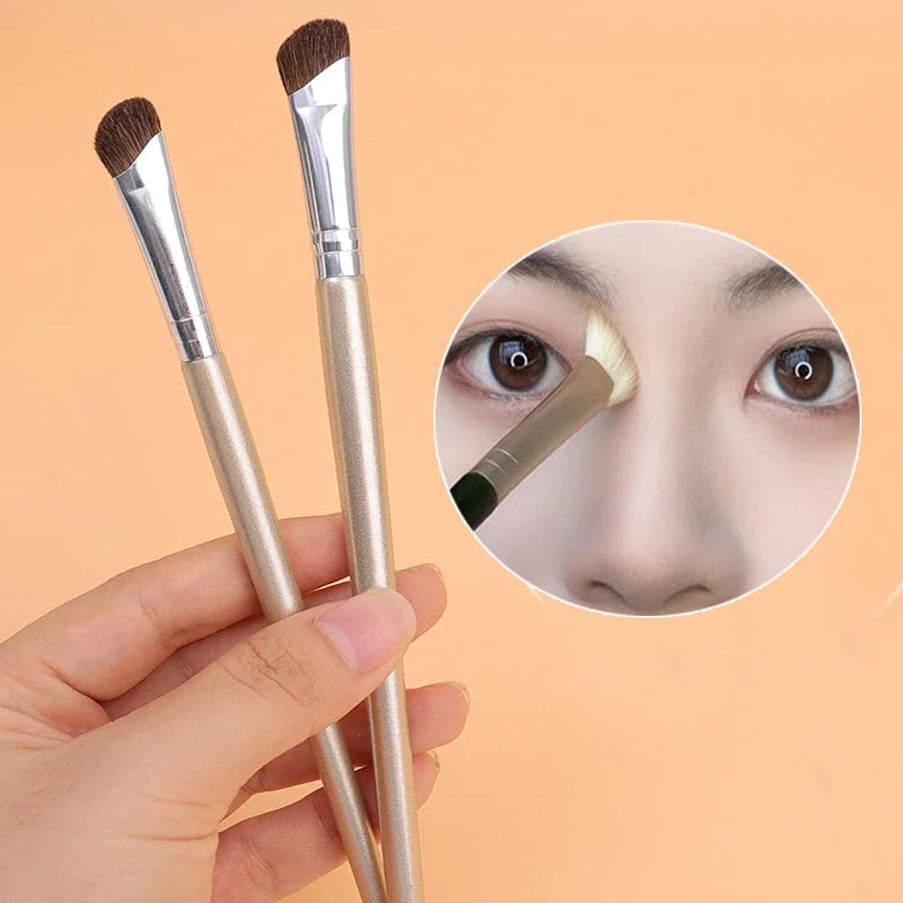 Brush for eye shadows for nose makeup brushes with angled Bronzer contour for face Silhouette for nose shadow concealer for cosmetic mixing makeup tool