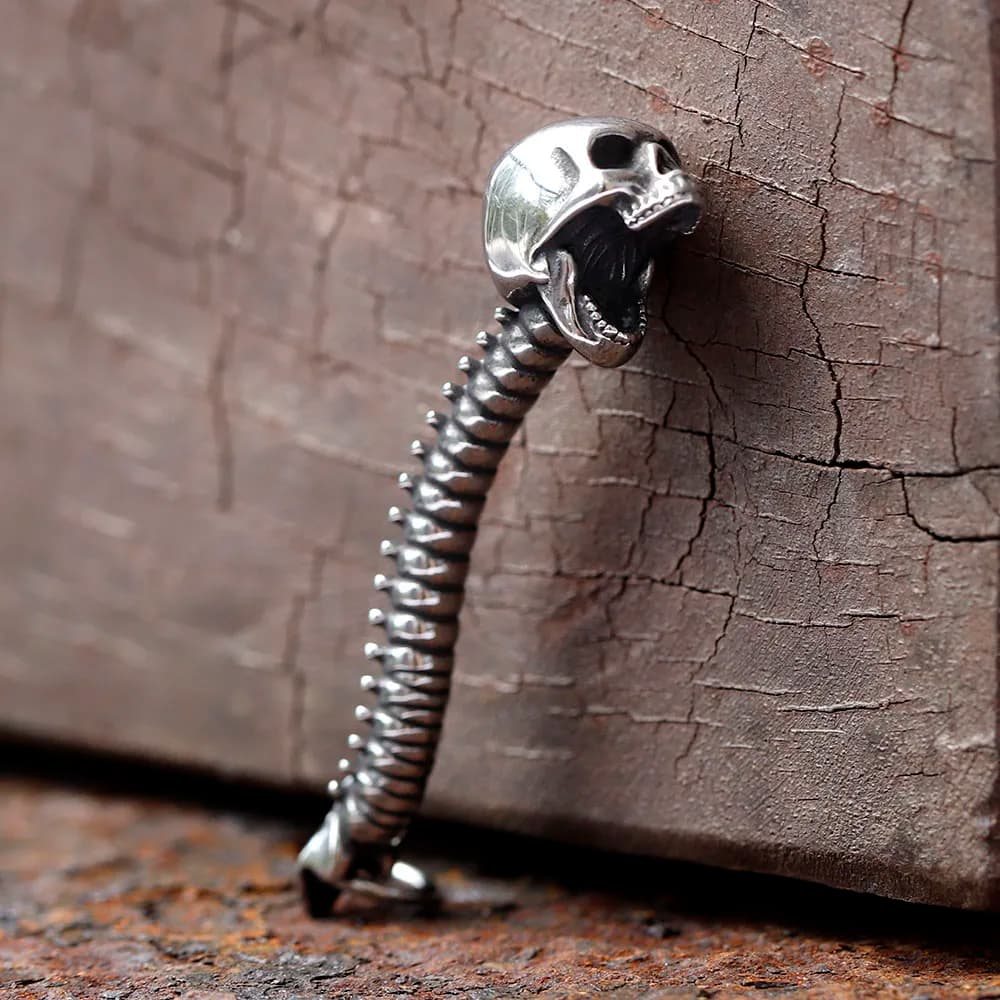 2024 Torso Necklace Stainless Steel Pain Skull Spine Rock Rap Hyperbolic Men Pendant Chain for Male Biker Party Jewelry Gift