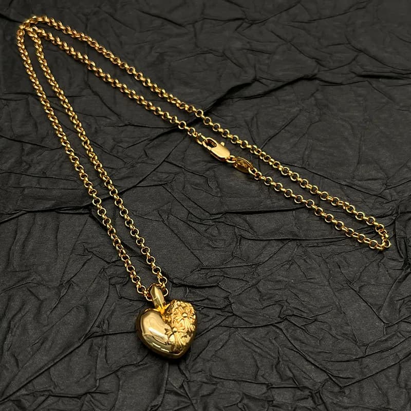 Collana a Cuore in Argento Puro S925 Placcato Oro 18K, Accessorio di Moda Classico e Lussuoso