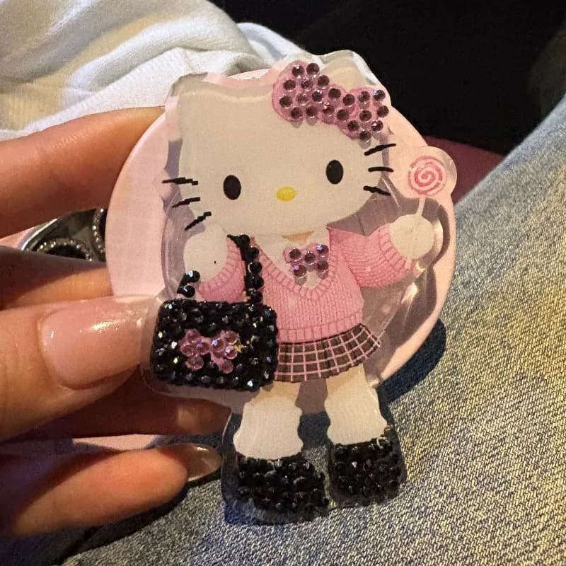 Supporto magnetico per telefono giapponese Sanrio Cartoon Hello Kitty Kawaii Decorazione per telefono portatile Giocattoli creativi per bambini