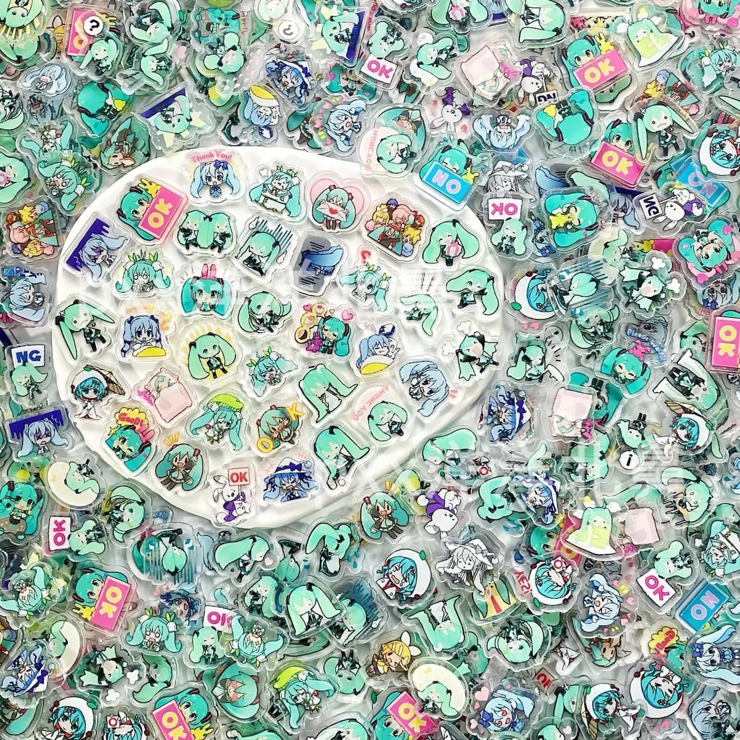 1cm 2cm 4cm single-layer Hatsune Miku acrylic pieces for DIY handmade hair clips and rings, free extras, gift for friends