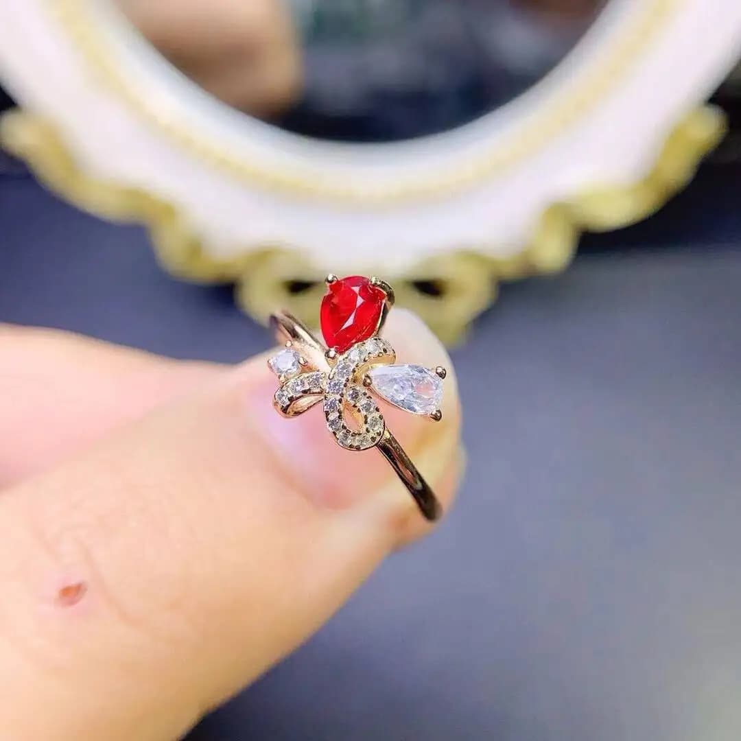 KJJEAXCMY Nuovo stile Gioielli Anello con rubino naturale da donna Intarsio in argento 925 Esplosione di flash di fuoco puro di cristallo colorato e splendido