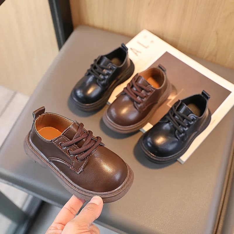 2026 Boys Casual Shoes for Wedding Party Black Leather Shoes Fashion Classic Thick Bottom Girls Loafers Kids School Shoes Soft