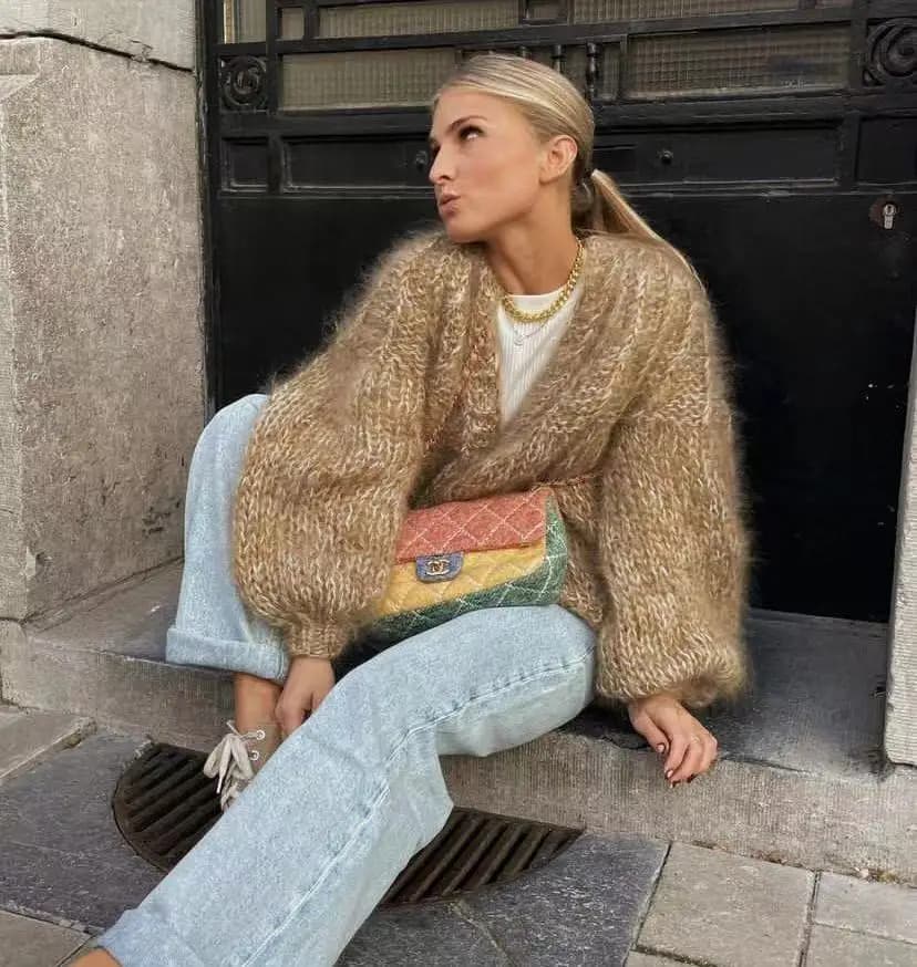 2024 autunno nuovo cardigan verde mohair da donna versatile allentato maglione casual giacca da donna fatta a mano con ago lavorato a maglia