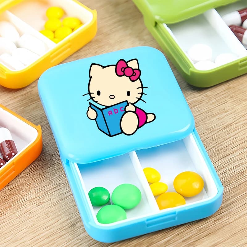 Kawaii Hello Kitty Kuromi Cinnamoroll Mini Portable Folder Case Anime Purin Hangyodon Push-pull Vitamin Fish Oil Organizer