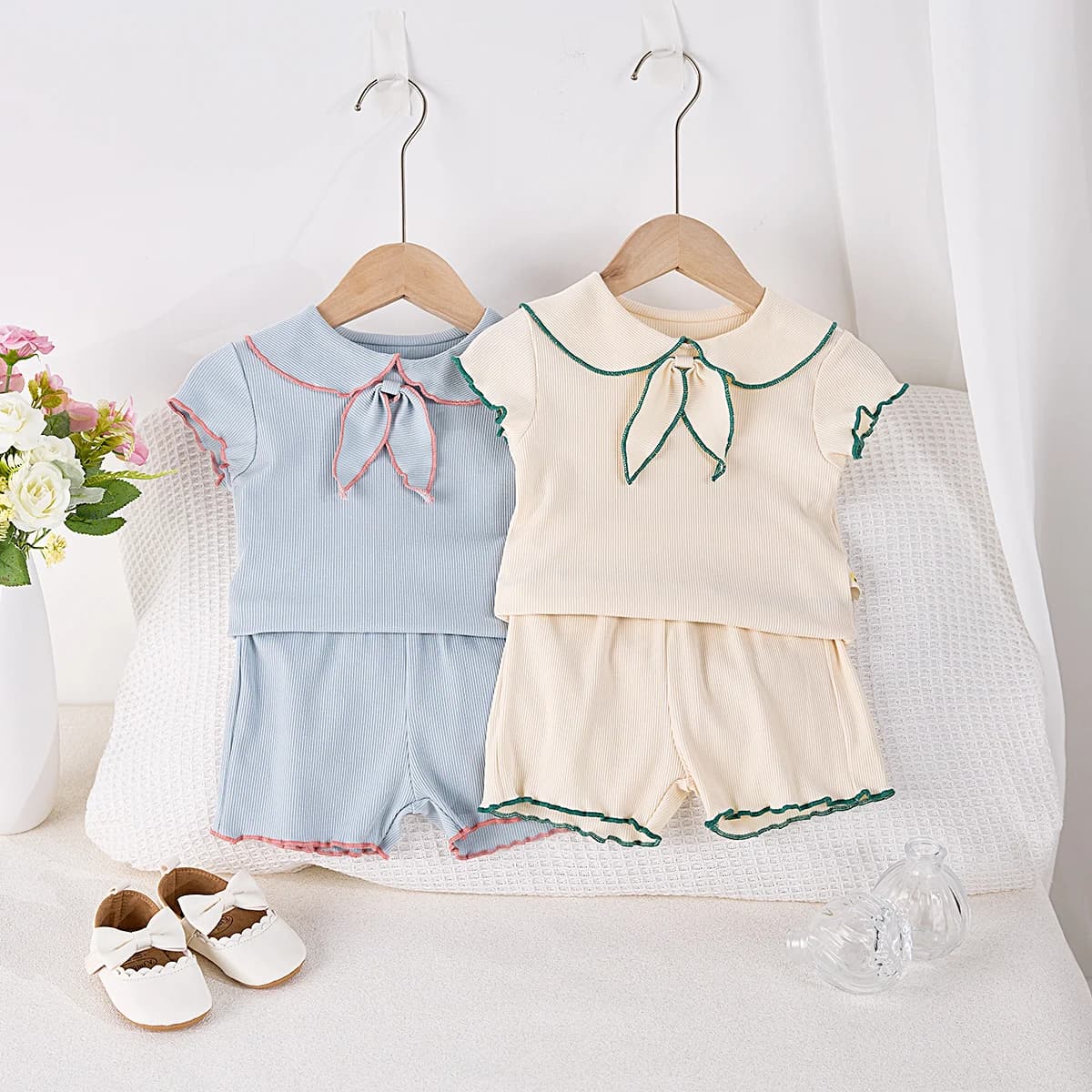 Top estivo da bambina in 2 pezzi con collo a bambola e fiocco a maniche corte + pantaloncini, abito casual