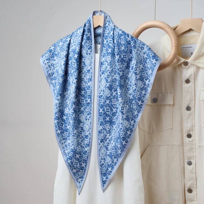 New Denim Blue High-end Triangle Scarf Fashion Big-name Waist Seal Belt Old Money Style Shawl Simulation Silk Scarf