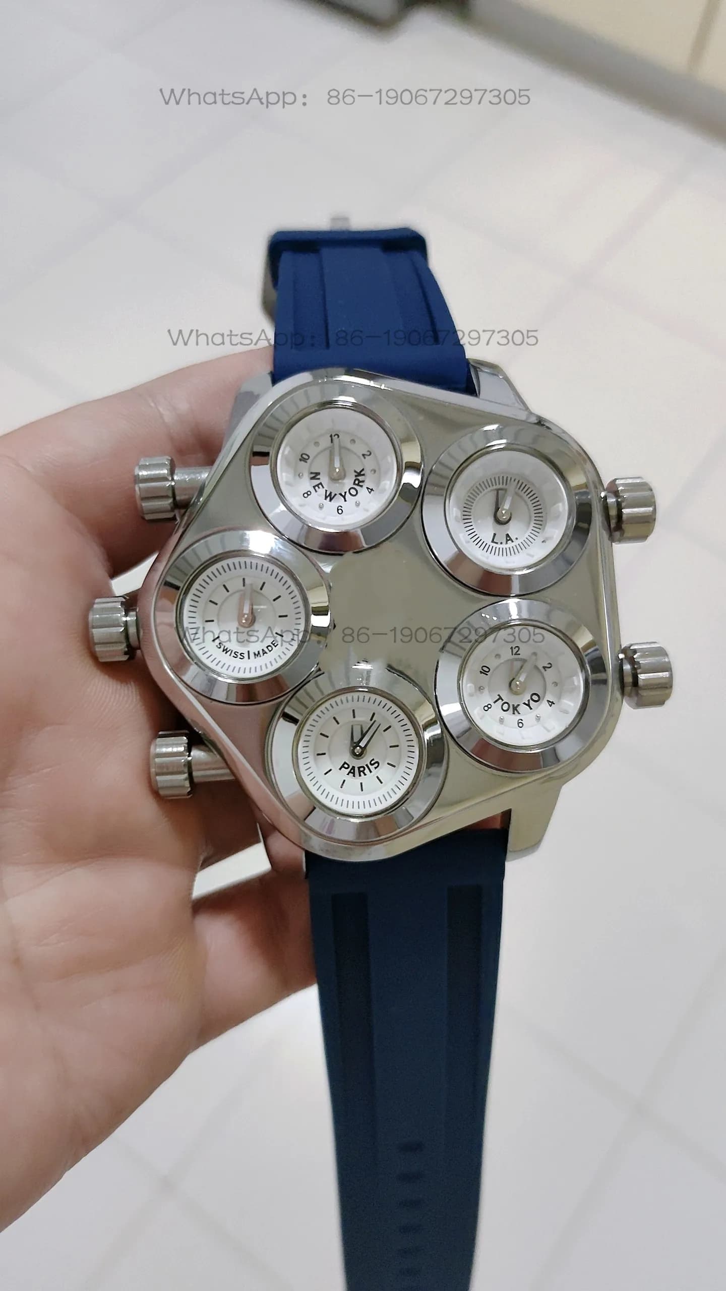 Large Plate Multi-time Zone Quartz Large Plate Couple Internet Celebrity Silicone Tape Boys and Girls Silicone Tape Watch