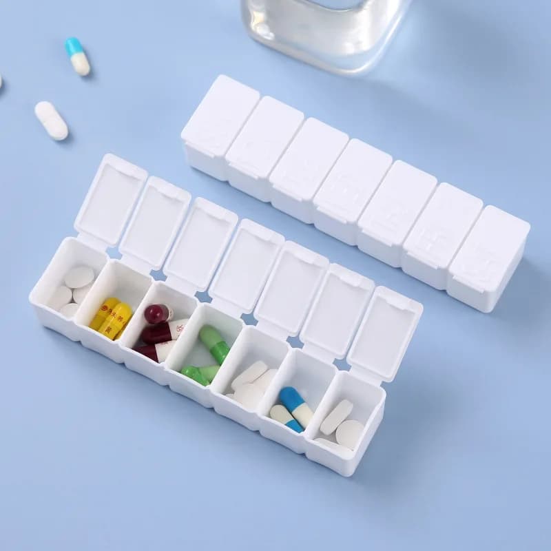 1Pc 7 Giorni Scatola Della Pillola Medicina Settimanale Tablet Titolare di Stoccaggio Organizzatore Contenitore Caso 7 Griglie Splitter Portatile Sigillato Scatola Della Pillola