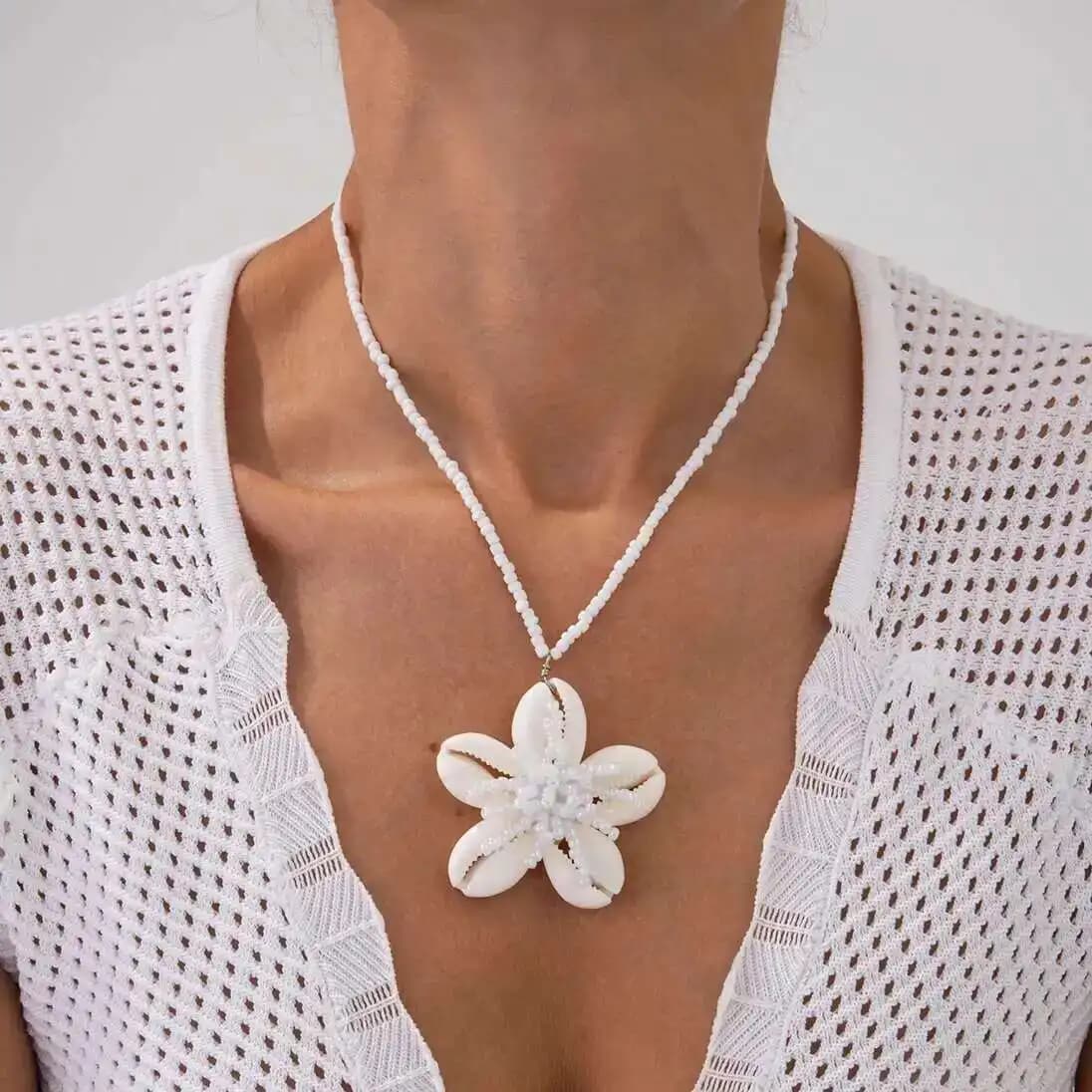 Salircon Boho Colorful Beads Bearing Flower Necklace Woman 2025 Trendy Summer Beach Wear Ladies Accessories Gift Jewelry
