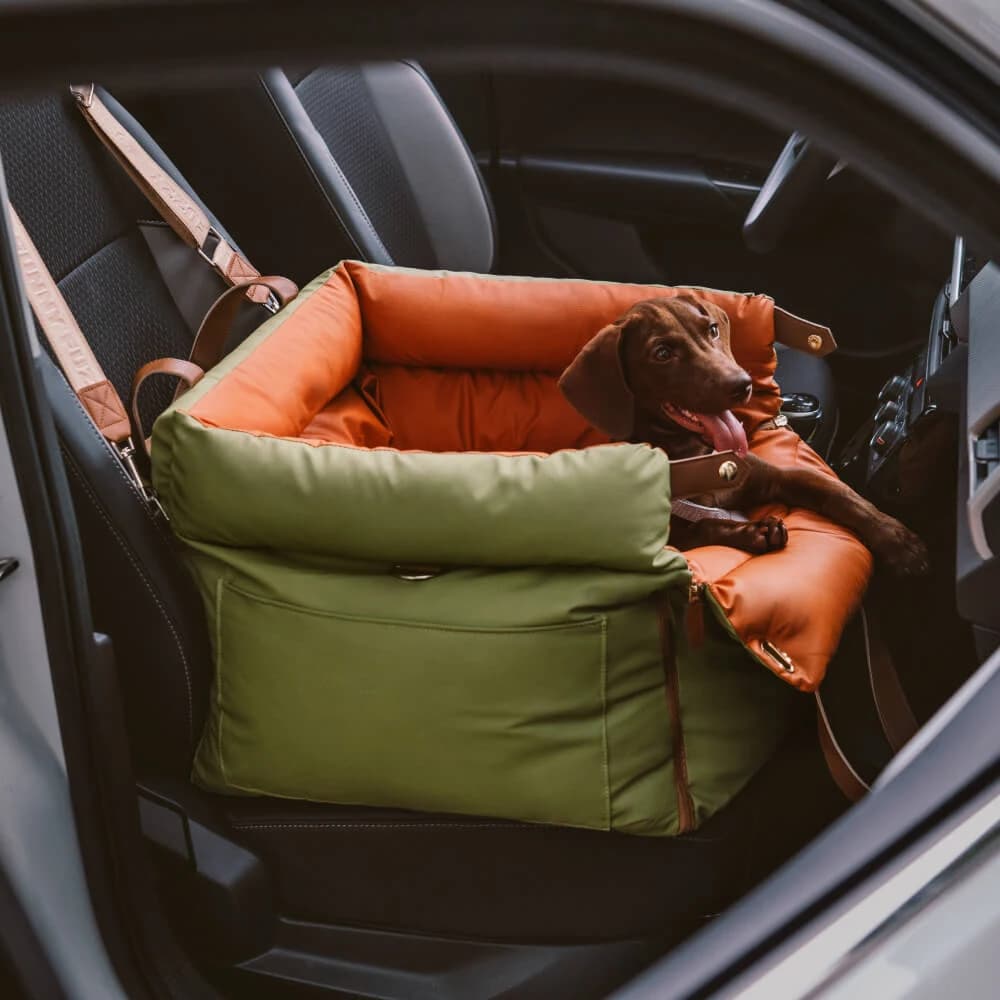 Letto rialzato per seggiolino auto per cani da viaggio impermeabile in ecopelle deluxe con morbido cuscino e corda di sicurezza