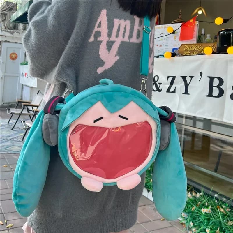 ! !! Borsa a Tracolla Hatsune Miku, Zaino Anime Carino in Peluche, Zainetto Kawaii per Studenti, Idea Regalo Giocattolo