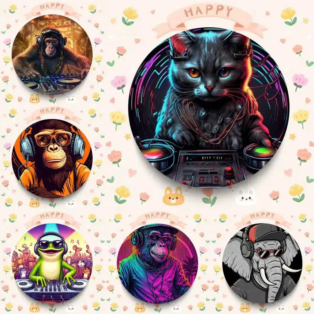 Spille smaltate rotonde con testa di animale, stile cartone animato, a tema DJ e musica, per decorazione zaini e accessori