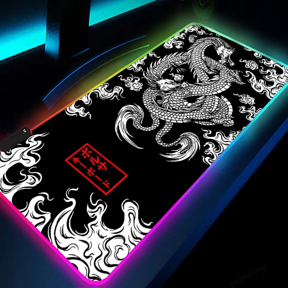 Tappetino Mouse Gaming XXL RGB con Design Drago, Retroilluminazione LED, Tappetino Grande per Tastiera, Base Antiscivolo in Gomma per Setup PC Gamer