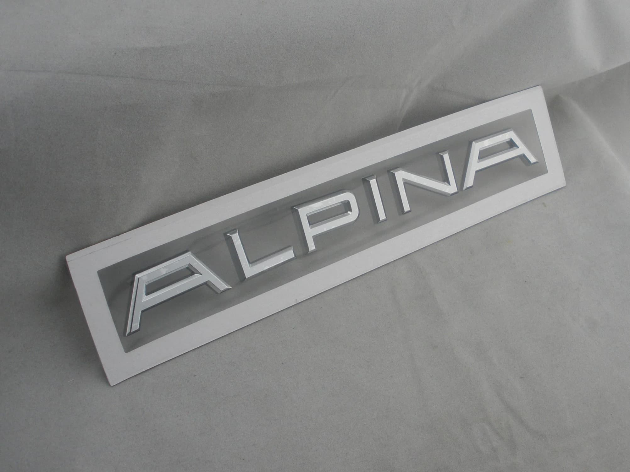 3D Plastic Badge ALPINA Logo Car Rear Trunk Fender Stickers Decals DIY Emblem Car Styling Accessories
